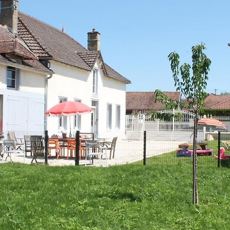 La Ferme De Mon Enfance Villa Villechetif ภายนอก รูปภาพ