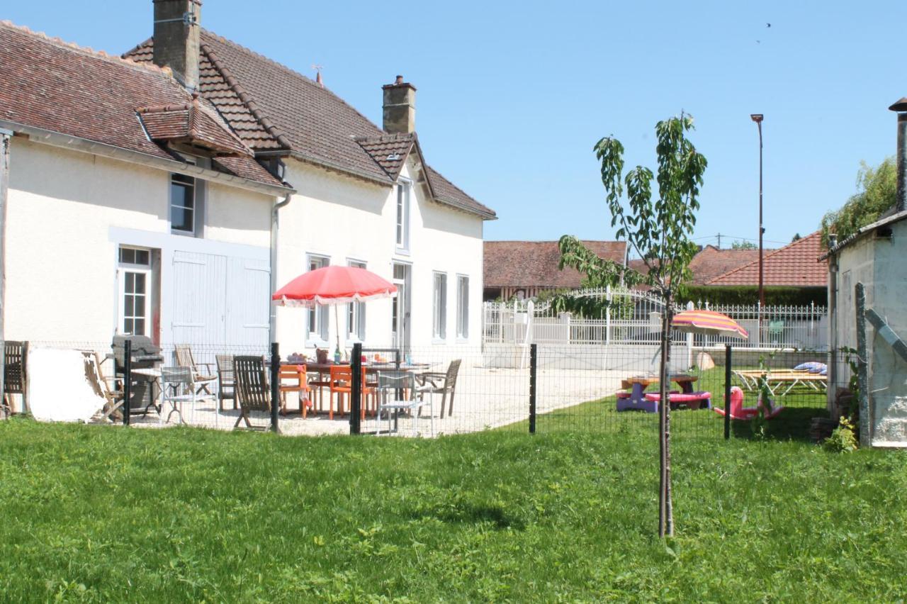 La Ferme De Mon Enfance Villa Villechetif ภายนอก รูปภาพ