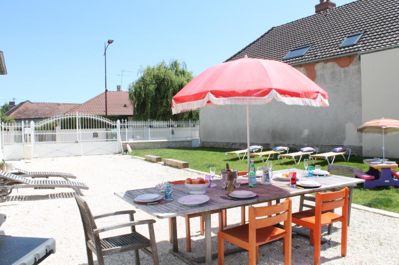 La Ferme De Mon Enfance Villa Villechetif ภายนอก รูปภาพ